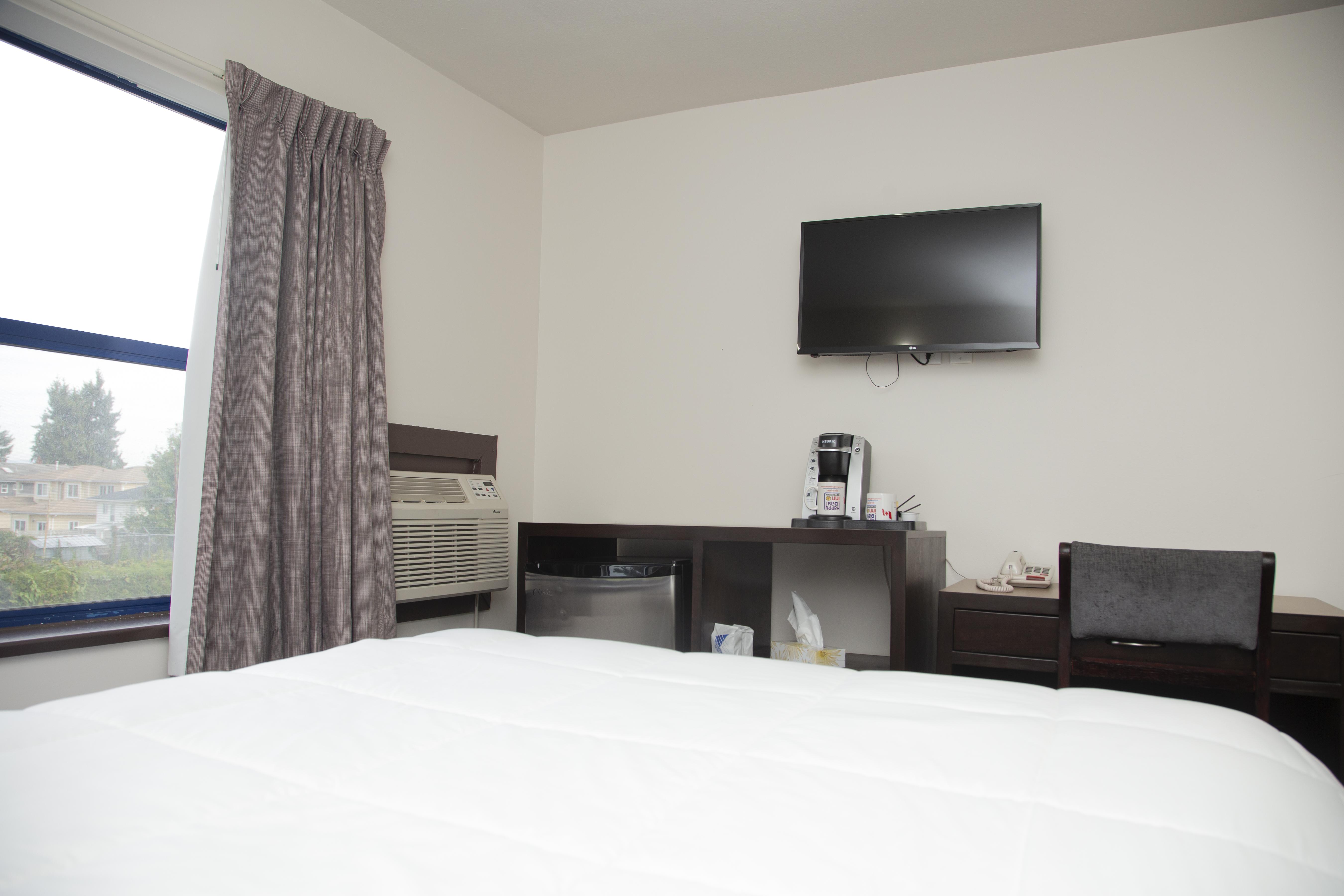 Happy Day Inn Burnaby Exterior foto